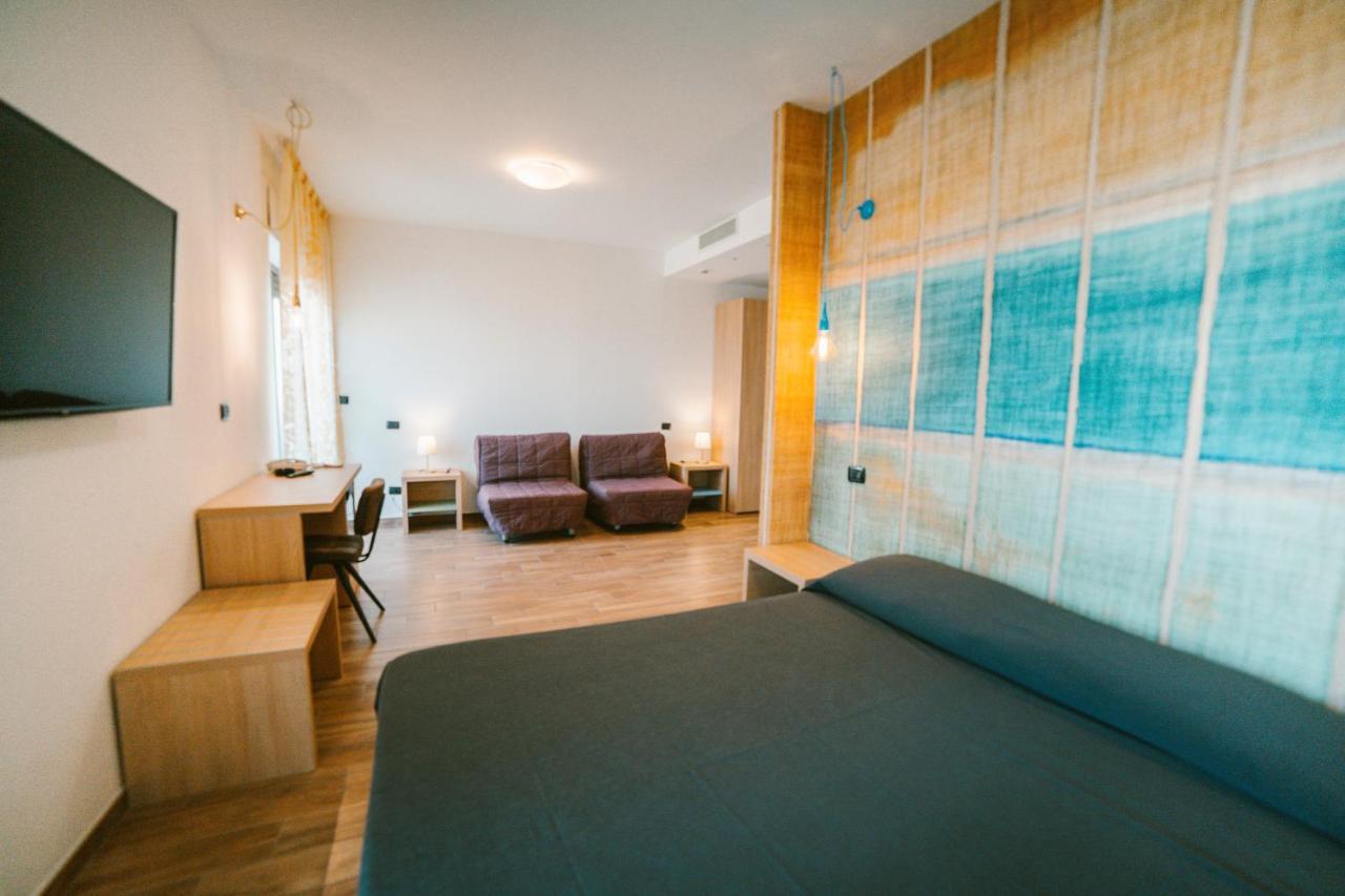 סן בנדטו דל טרנטו Hotel Continental מראה חיצוני תמונה