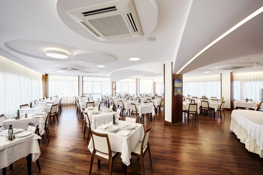 סן בנדטו דל טרנטו Hotel Continental מראה חיצוני תמונה